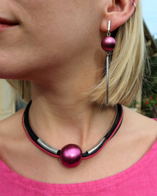 2A220-Multi Strand Necklace With Stylish Bead