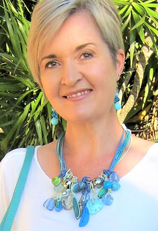 2G562-Extravaganza Vintage Italian Multi Bead Necklace