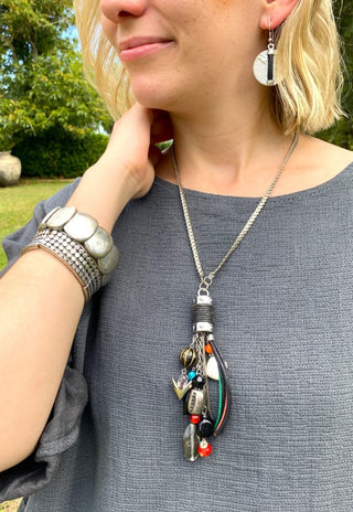 2G575-Stylish Tassel Necklace