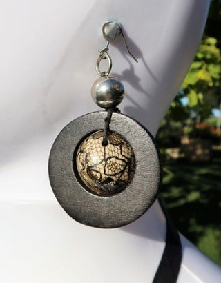 5C301-Drop Earrings With Stylish Cabuchon