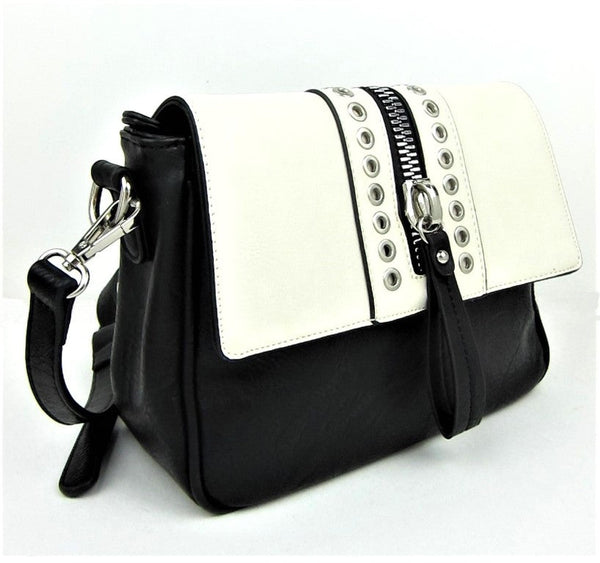 White Small Faux Leather Fashion Shoulderbag, shoulder bag, ladies accessories, cross body bag, womens handbag, white vegan leather bags, vegan leather bags, vegan leather fashion bags, vegan leather fashion, vegan leather fashion accessories, vegan leather shoulder bags, stylish vegan leather bag, elegant vegan leather bags, fashionable vegan leather bags