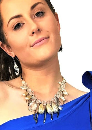 fashion pearl necklace, elegant pearls, fashion jewellery, made in australia, costume jewellery, designer jewellery, italian componentry, italian designed