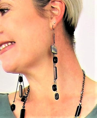 Stylish fashion earrings, elegant earrings, shell midnight and black, ladies fashion, womens jewellery